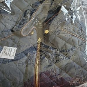 Too small can't return.